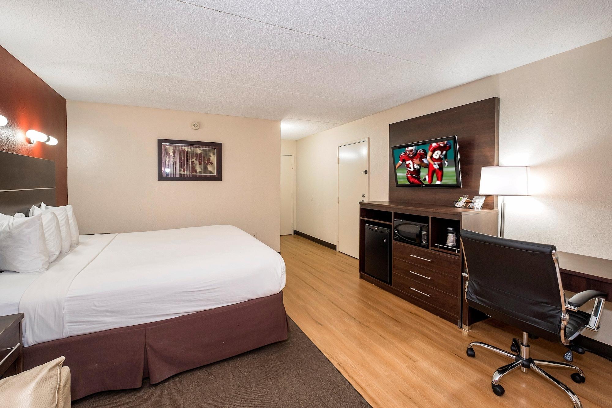 Red Roof Inn Plus+ & Suites Knoxville West - Cedar Bluff Extérieur photo